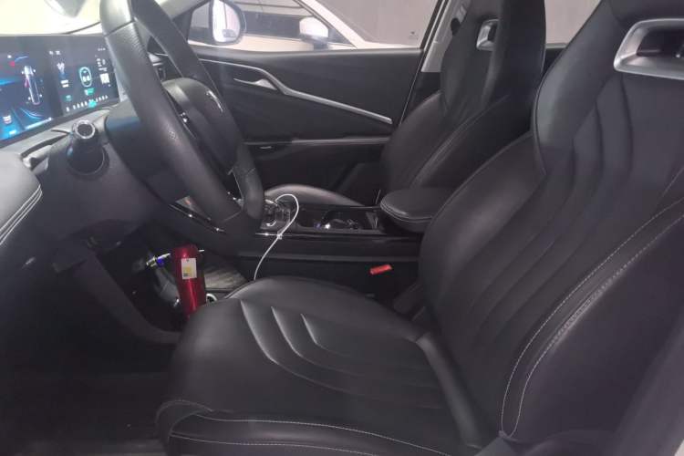 Used NETA U 2021 Pro 400 Cruiser Edition Left Front Seat