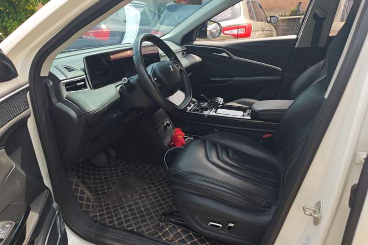 Used NETA U 2021 Pro 500 Global Edition Left Front Seat