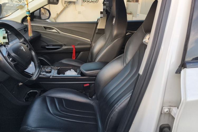 Used NETA U 2021 Pro 400 Cruiser Edition Left Front Seat