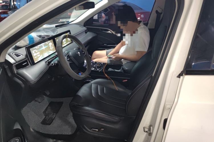 Used NETA U 2021 Pro 500 Global Edition Left Front Seat
