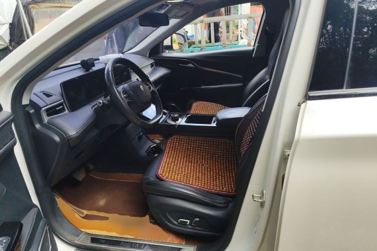 Used NETA U 2021 Pro 610 Fire-Seeking Edition Left Front Seat