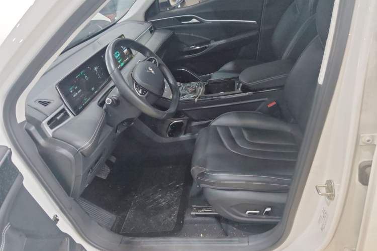 Used NETA U 2021 Pro 500 Global Edition Left Front Seat