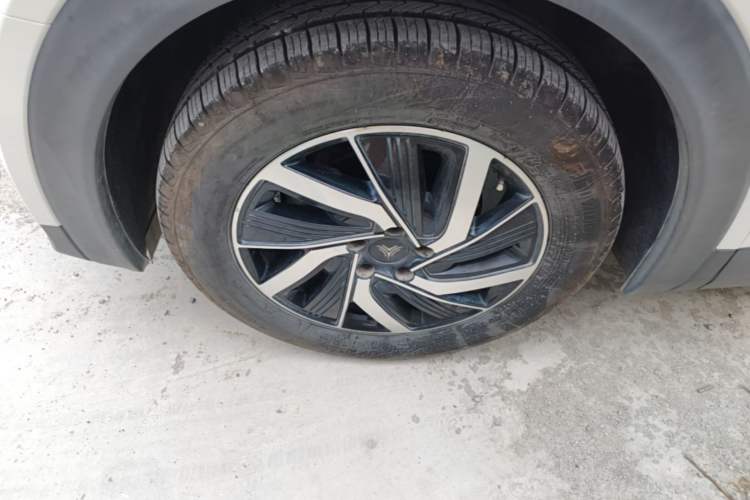 Used NETA U 2021 Pro 400 Cruiser Edition Left Front Wheel Hub