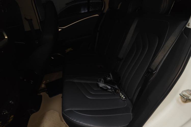 Used NETA U 2021 Pro 400 Cruiser Edition Left Rear Seat