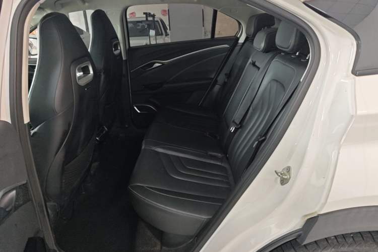 Used NETA U 2021 Pro 400 Premium Driving Edition Left Rear Seat