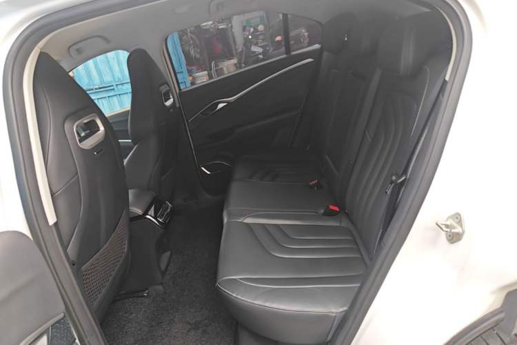 Used NETA U 2021 Pro 400 Cruiser Edition Left Rear Seat