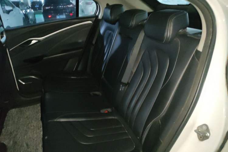 Used NETA U 2021 Pro 400 Industry Custom Edition Left Rear Seat