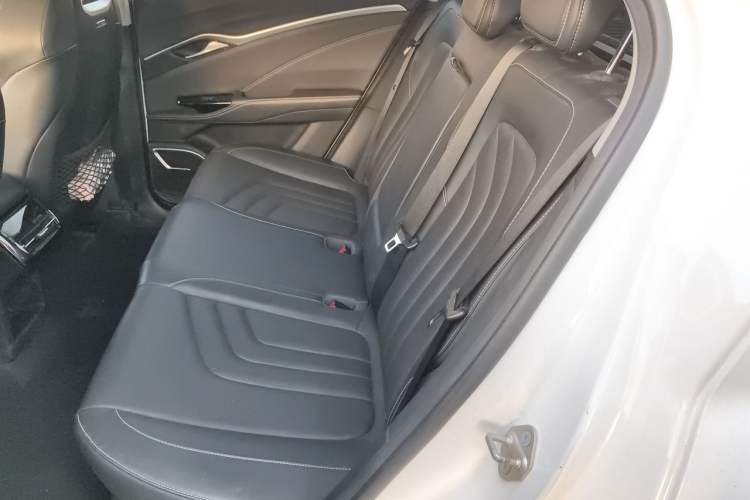 Used NETA U 2021 Pro 400 Cruiser Edition Left Rear Seat