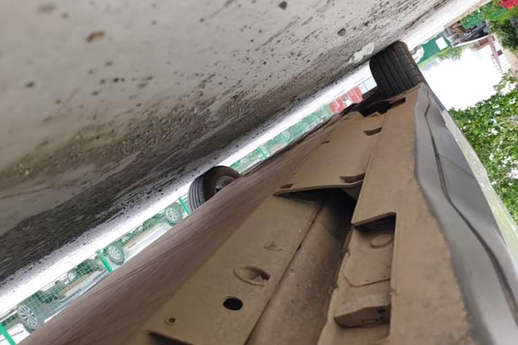 Used NETA U 2021 Pro 400 Cruiser Edition Left Side Sill