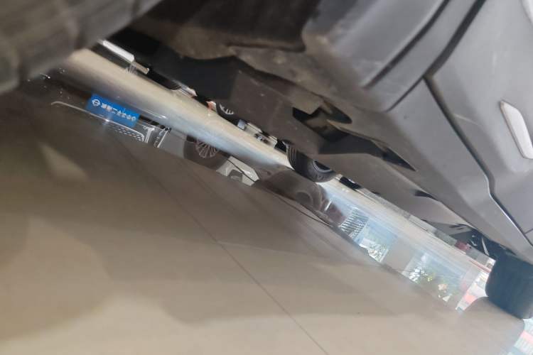 Used NETA U 2021 Pro 500 Global Edition Left Side Sill