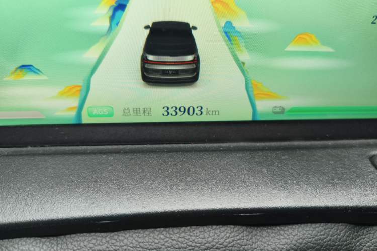 Used NETA U 2021 Pro 500 Deluxe Driving Edition Odometer Close Up