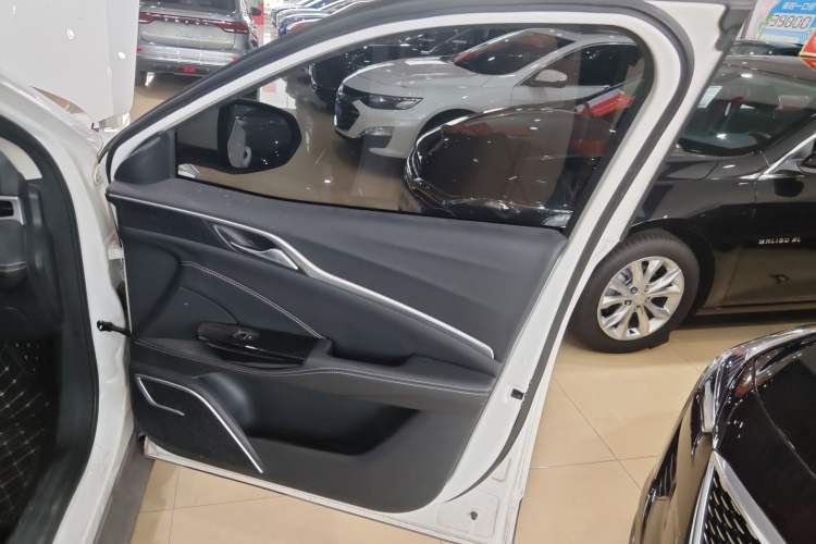 Used NETA U 2021 Pro 500 Global Edition Right Front Door Interior