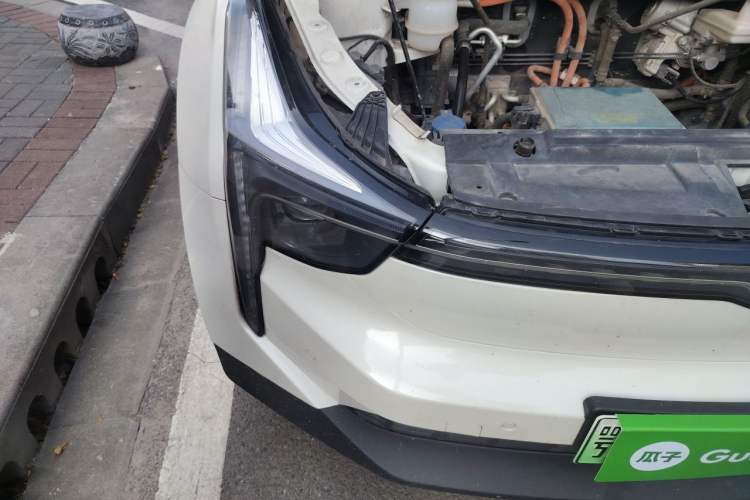 Used NETA U 2021 Pro 500 Global Edition Right Front Headlight