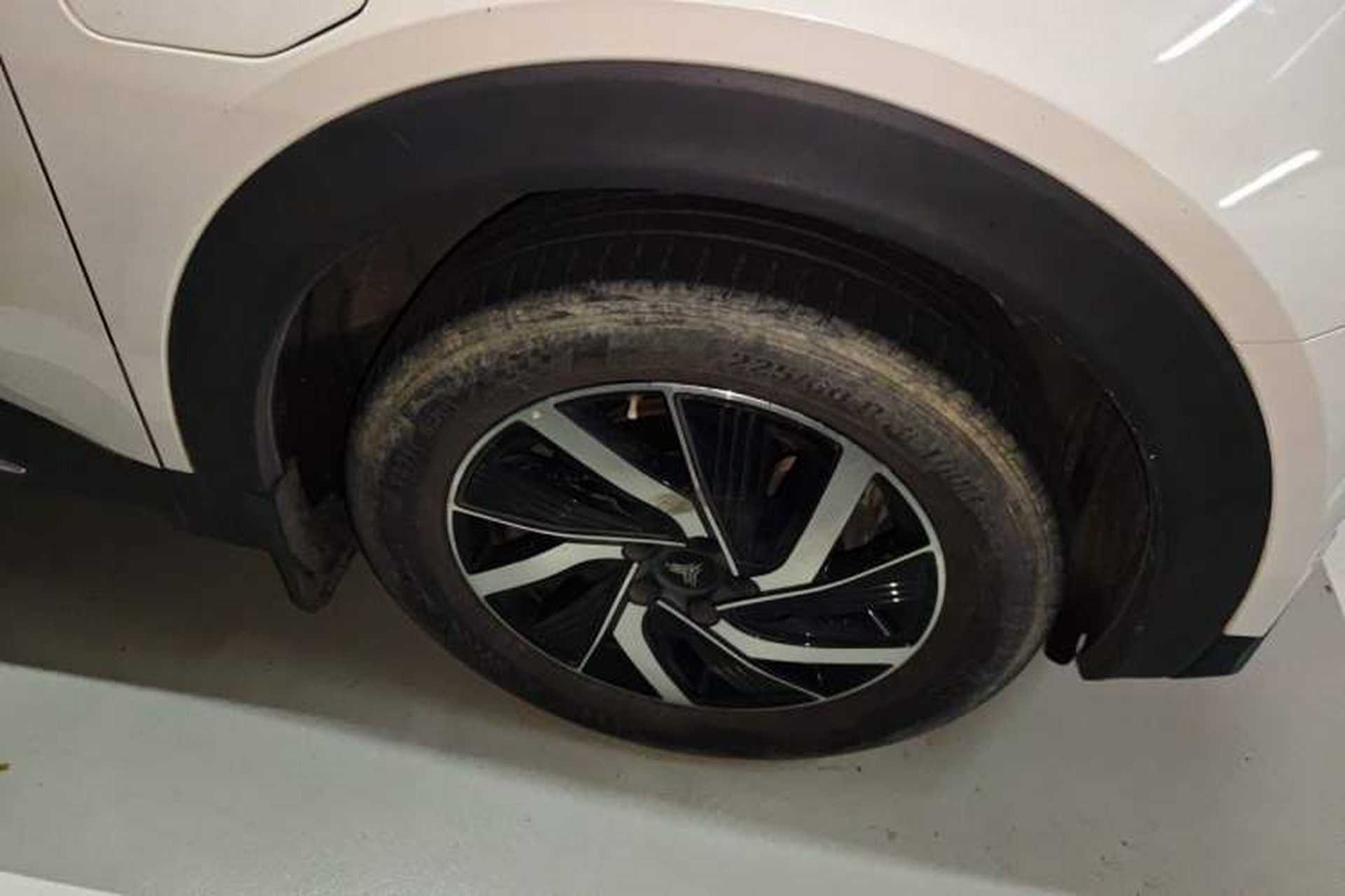 Used NETA U 2021 Pro 400 Cruiser Edition Right Front Wheel Hub