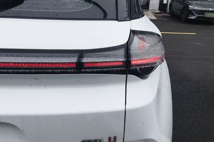Used NETA U 2021 Pro 500 Global Edition Right Rear Taillight