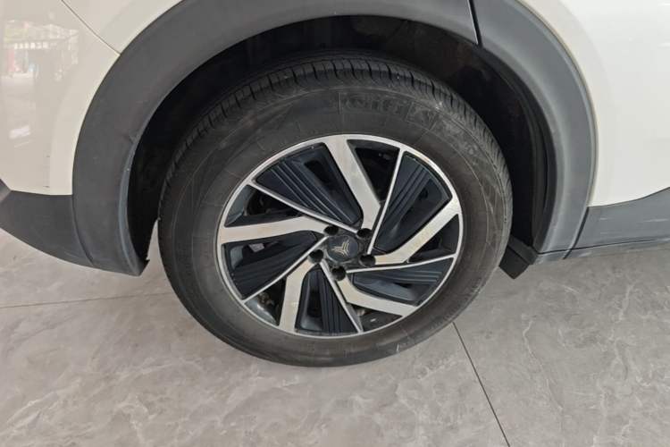 Used NETA U 2021 Pro 400 Premium Driving Edition Right Rear Wheel Hub