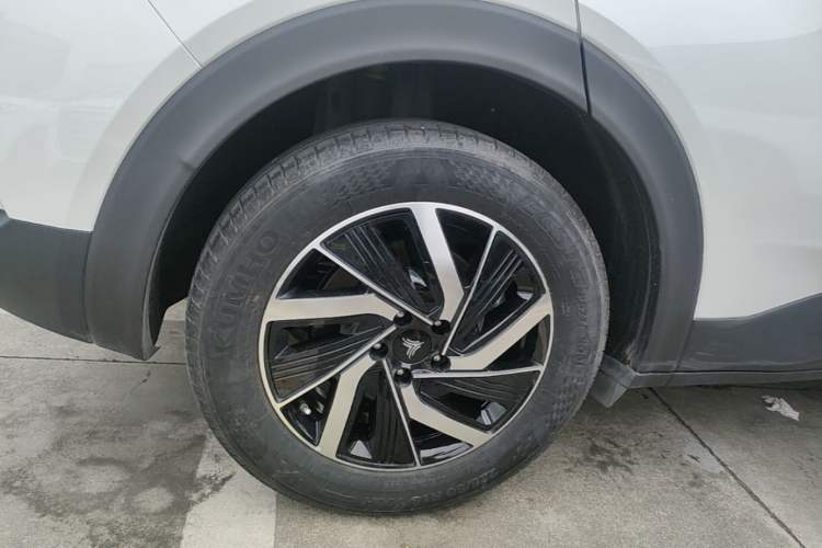 Used NETA U 2021 Pro 400 Cruiser Edition Right Rear Wheel Hub