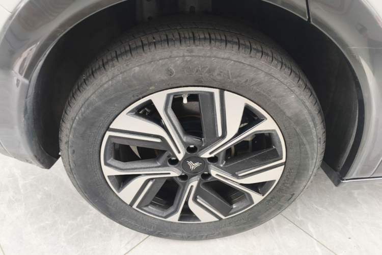 Used NETA U 2021 Pro 400 Cruiser Edition Right Rear Wheel Hub