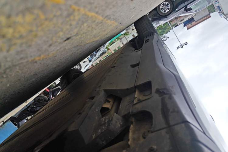 Used NETA U 2021 Pro 400 Cruiser Edition Right Side Sill
