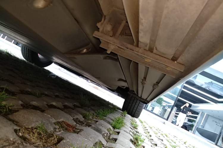 Used NETA U 2021 Pro 500 Lunar Edition Right Side Sill