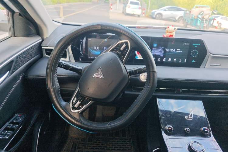Used NETA U 2021 Revised Pro 400 Industry Custom Edition Steering Wheel