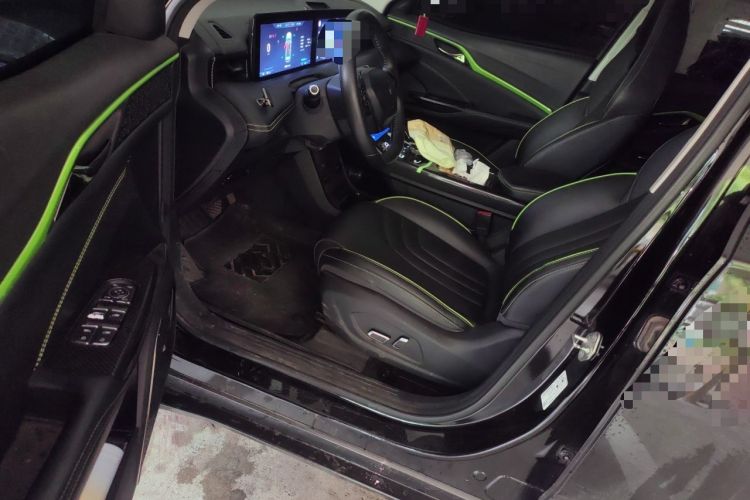 Used NETA U 2022 NETA U-Ⅱ 500 Lithium Iron Phosphate Driver Seat