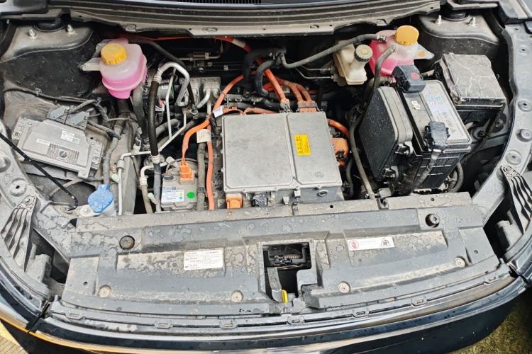 Used NETA U 2022 Zhi400 Pro Lithium Iron Phosphate Engine Bay
