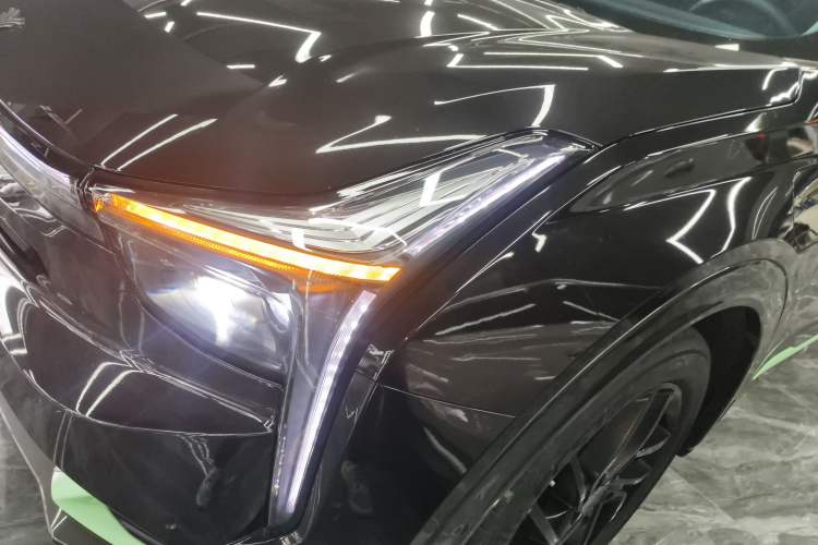 Used NETA U 2022 Zhi610 Pro Ternary Lithium Left Front Headlight