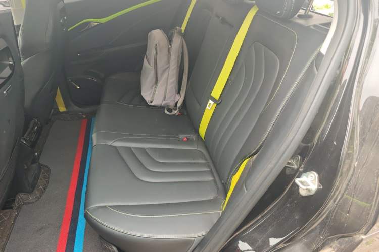 Used NETA U 2022 NETA U-Ⅱ 610 Ternary Lithium Left Rear Seat
