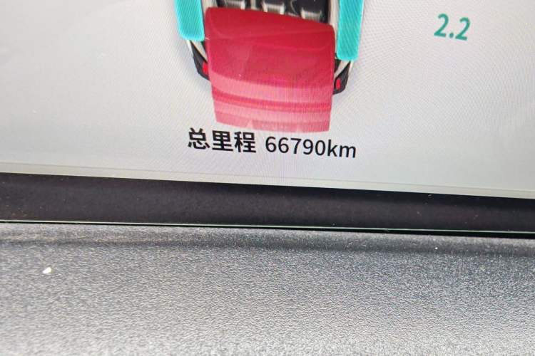 Used NETA U 2022 Chiiq 500 Lithium Iron Phosphate Odometer Close Up