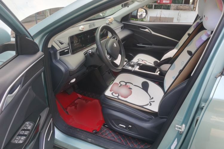 Used NETA U 2022 Zhi400 Pro Ternary Lithium Driver Seat