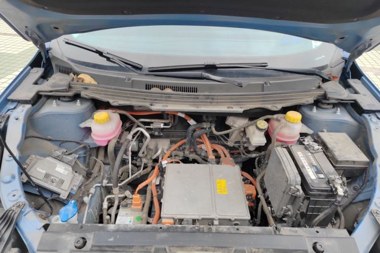 Used NETA U 2022 NETA U-Ⅱ 500 Lithium Iron Phosphate Engine Bay
