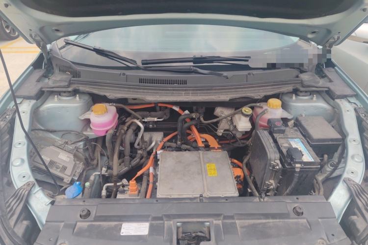 Used NETA U 2022 Zhi610 Lithium-NMC Engine Bay