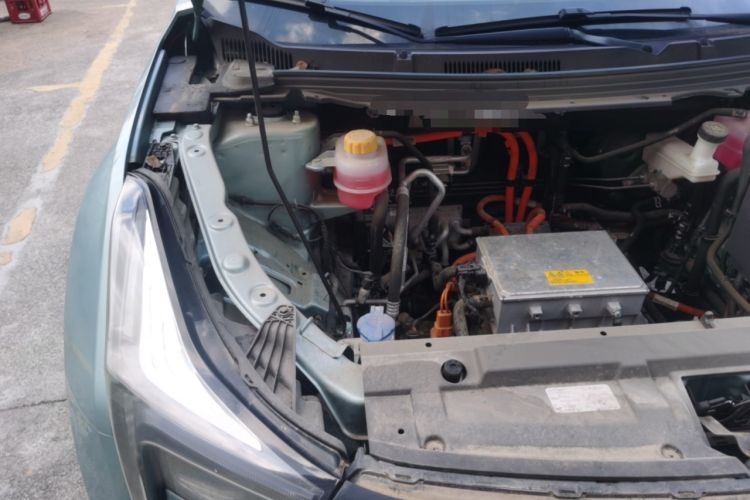 Used NETA U 2022 Zhi400 Pro Ternary Lithium Engine Bay Right