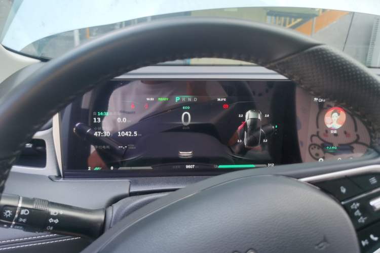 Used NETA U 2022 Zhi400 Pro Ternary Lithium Instrument Cluster