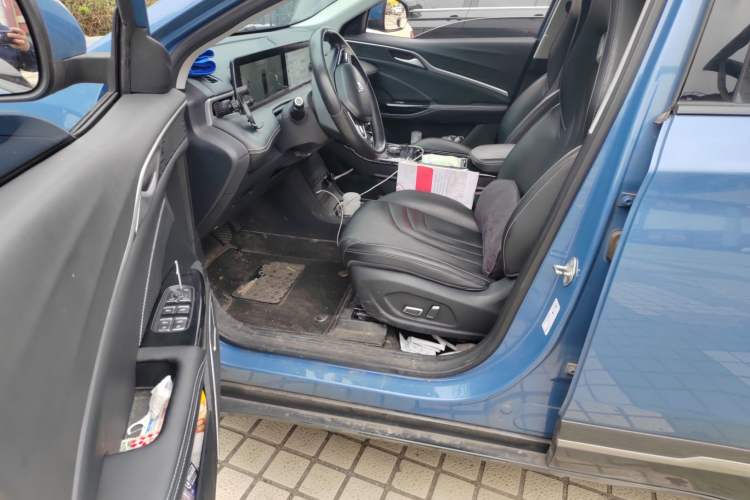 Used NETA U 2022 NETA U-Ⅱ 500 Lithium Iron Phosphate Interior 3