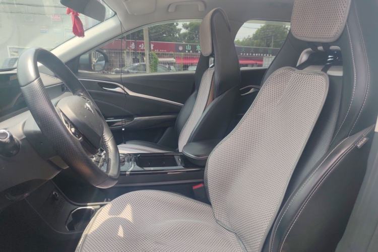 Used NETA U 2022 Zhi610 Lithium-NMC Left Front Seat