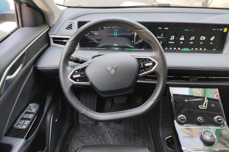 Used NETA U 2022 Zhi400 Pro Lithium Iron Phosphate Steering Wheel
