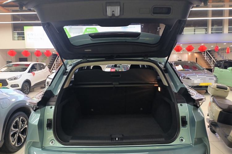 Used NETA U 2022 Pro 400 Comfortable Ride On-Demand Edition Trunk