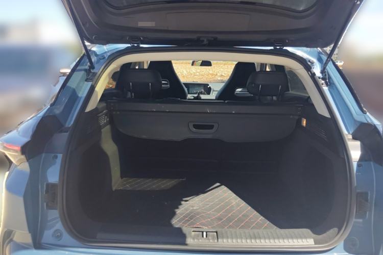 Used NETA U 2022 Pro 400 Comfort Edition Trunk