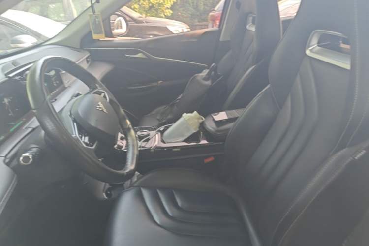 Used NETA U 2022 Zhi400 Pro Ternary Lithium Left Front Seat