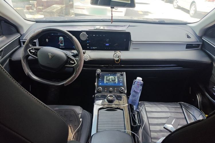 Used NETA U 2022 NETA U-Ⅱ 500 Lithium-Ion Center Console