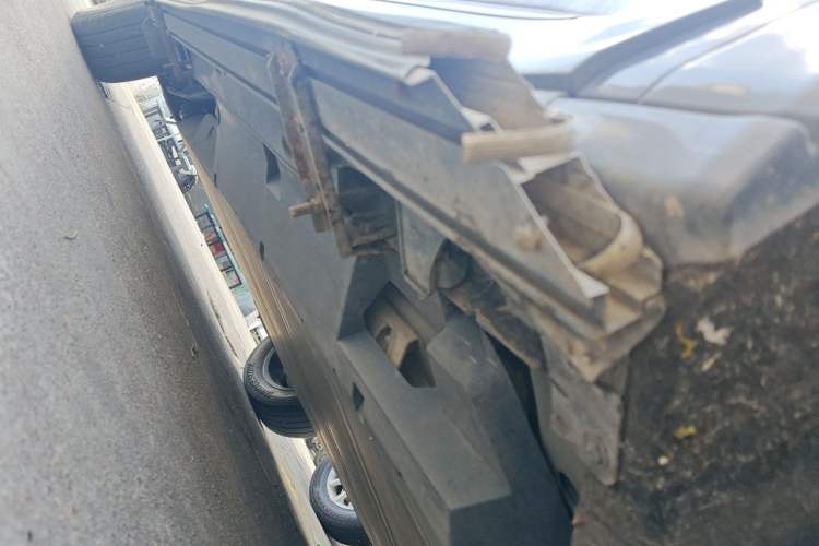 Used NETA U 2022 NETA U-Ⅱ 500 Lithium-Ion Chassis Front Right