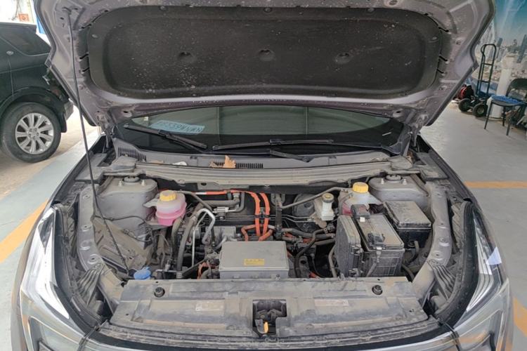 Used NETA U 2022 Zhi 400 Lithium-Nickel-Manganese-Cobalt Energy System Engine Bay