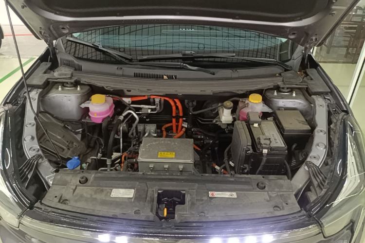Used NETA U 2022 Zhi400 Pro Ternary Lithium Engine Bay
