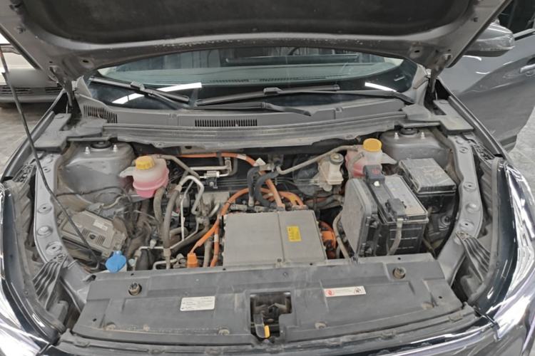 Used NETA U 2022 Zhi400 Pro Lithium Iron Phosphate Engine Bay