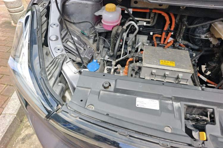 Used NETA U 2022 NETA U-Ⅱ 400 Lite Ternary Lithium Engine Bay Right
