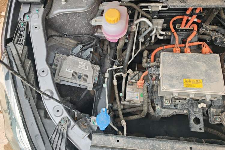Used NETA U 2022 NETA U-Ⅱ 400 Lite Ternary Lithium Engine Bay Right
