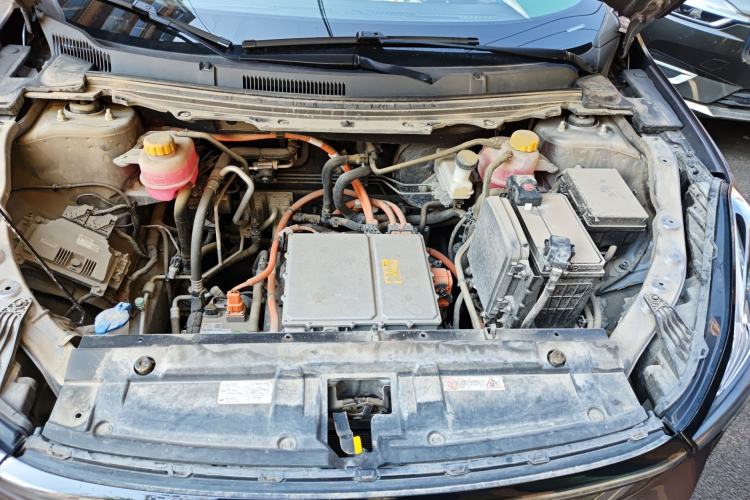 Used NETA U 2022 Zhi400 Pro Lithium Iron Phosphate Engine Bay