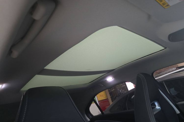 Used NETA U 2022 Zhi400 Pro Lithium Iron Phosphate Headliner